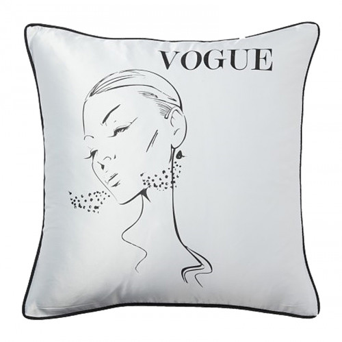 подушка с надписью vogue в Новороссийске